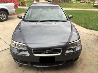 Illustration for article titled How About This 2005 Volvo V70R Six Speed for $7,950?
